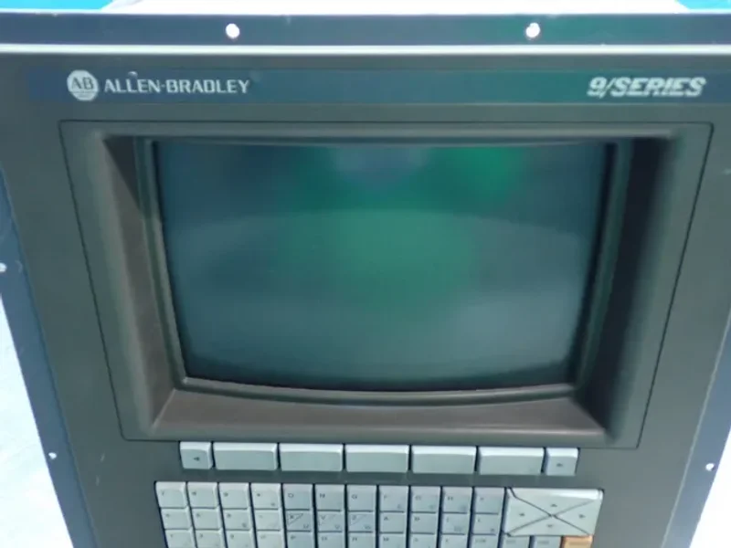 ALLEN BRADLEY 9/SERIES OPERATOR CONTROL PANEL  -  8520-OPC