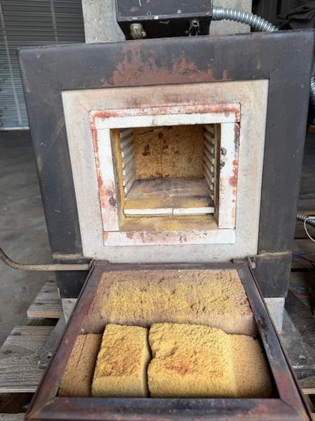 K.H. Huppert Heat Treat Oven, Type ST, Style 9A- Auction Item