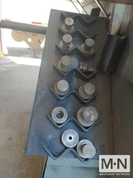 1989 SCOTCHMAN 9012 IRONWORKER