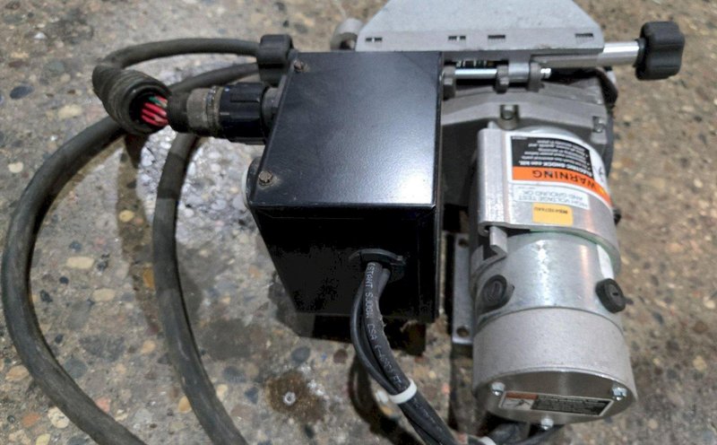 MILLER 195515 RIGHT WIRE DRIVE MOTOR ASSEMBLY USED