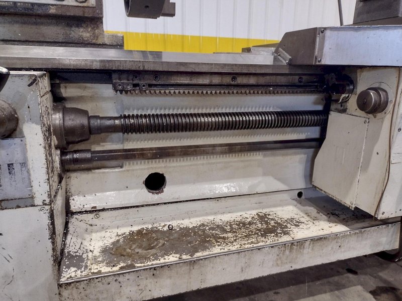 TOS MODEL #SUS-80 ENGINE LATHE : YOBRO 25404