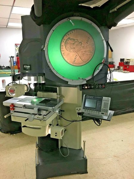 24" NIKON Model V-24B Profile Projector / Optical Comparator, dro, 5X, 20X.