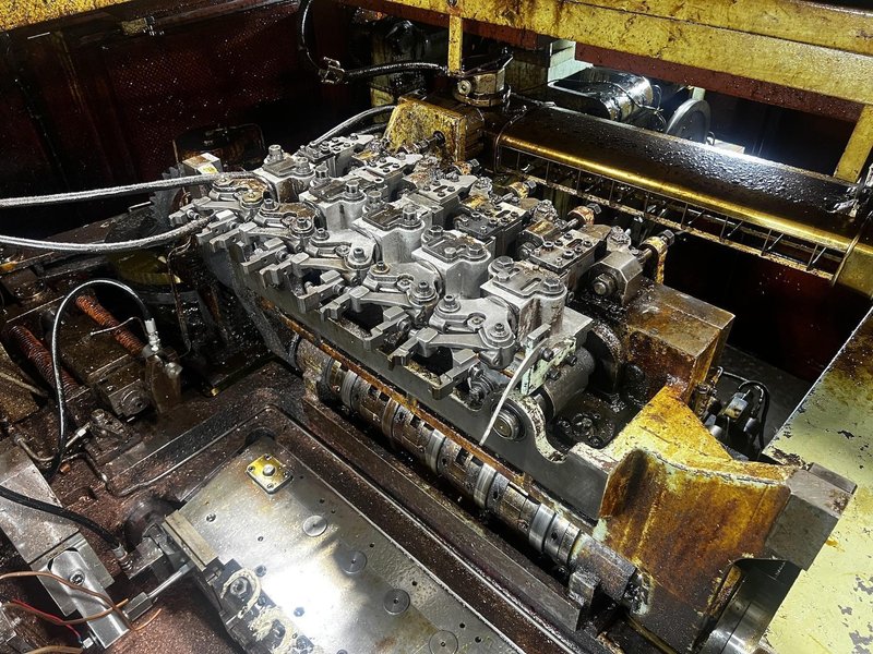 Asahi Okuma Model APF-1513-5 Five Die Progressive Heading Machine