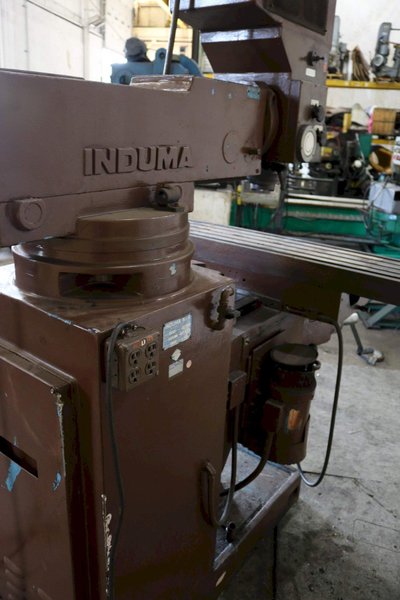 4HP INDUMA MODEL #4SA RAM TYPE VERTICAL MILL: STOCK #73329