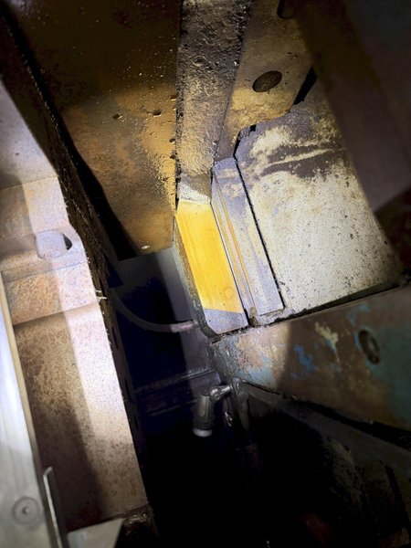 1500 TON MINSTER KNUCKLE JOINT PRESS WITH 12" STROKE. STOCK # 0328426