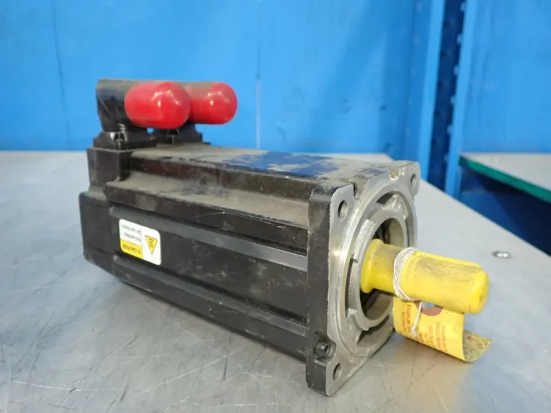 ALLEN BRADLEY 2 HP AC SERVO MOTOR  -  MPL-B320P-MJ74AA