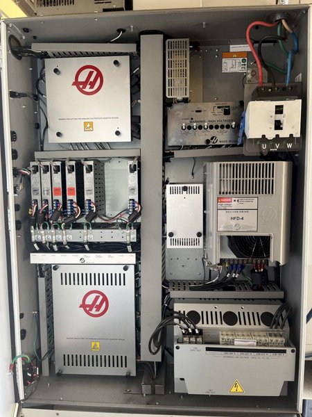 Haas VF-2SSYT CNC Vertical Machining Center – 2018 4th Axis Mill