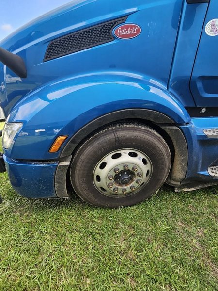 2024 Peterbilt 579 1XPBD49X4RD897218