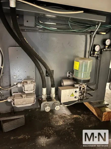 110 TON 3.7 OZ KRAUSS MAFFEI MODEL 100-180AX ELECTRIC INJECTION MOLDING MACHINE MFG 2011 SERIAL # 61015143
