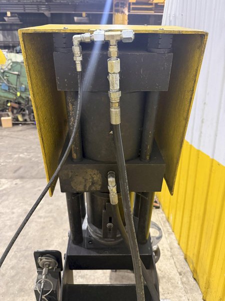 1.25" PARKER SUPER-KRIMP HYDRAULIC HOSE CRIMPER &amp; CRIMP DIES, WITH ENERPAC HYDRAULIC UNIT: YOBRO #25556