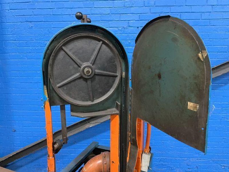 11.5” Vertical Band Saw