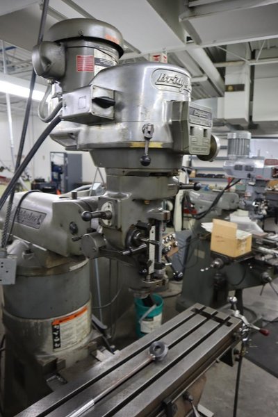 Bridgeport Series I 2HP Vertical Milling Machine, 9" x 42" Table, Variable Speed, Acu-Rite III 2 Axis DRO, Power Table Feed- Auction Item