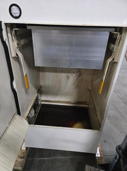 ROBOVENT CLARION CFX-2000 OIL MIST COLLECTOR. STOCK # 0984226