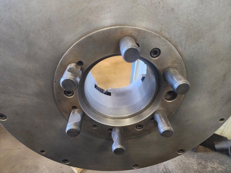 24&quot; DIAMETER 3 JAW CHUCK: STOCK #78287