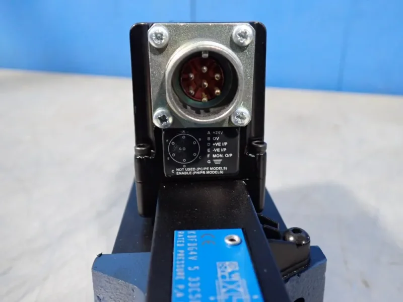 EATON VICKERS 315 BAR DIRECTIONAL CONTROL VALVE  -  KBFDG4V 5 33C50N Z M1 PH7 H7 11