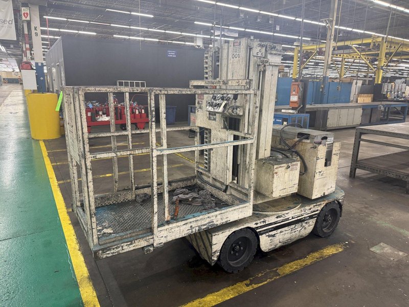 LIFT-A-LOFT MODEL #AMV-20 MANLIFT: YOBRO #25280