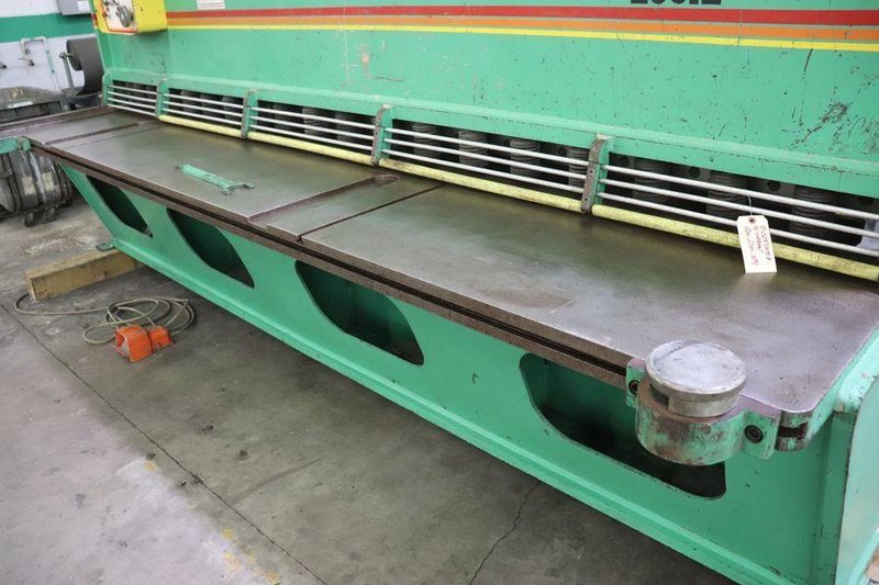 1989 Accurshear 825012 Hydraulic Shear (#5736)