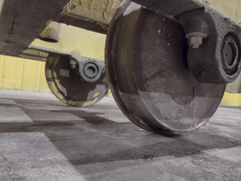 16 TON (32,000 LBS) x 46&quot; x 80&quot; HEAVY DUTY RAIL MOUNTED PORTABLE TRANSFER CART: YOBRO #24227