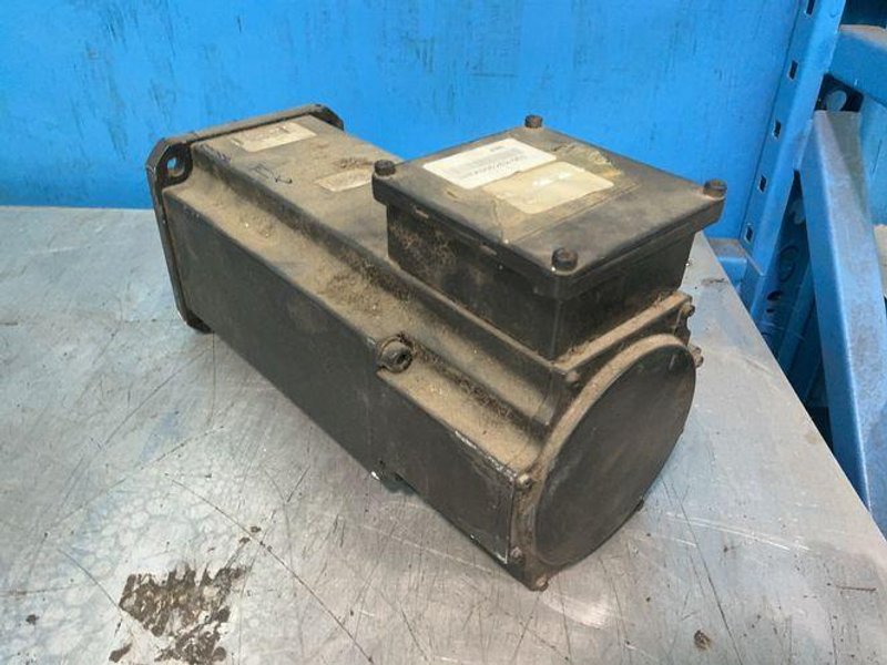 ABB MOTOR  -  3HAC028954-004/03