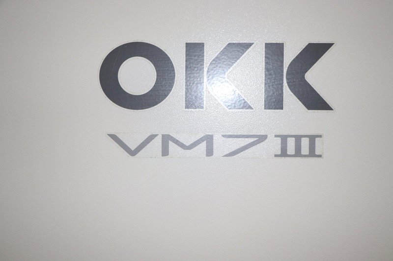 OKK MODEL #VM7III VERTICAL MACHINING CENTER NEOMATIC 635V CONTROL: YOBRO #26184