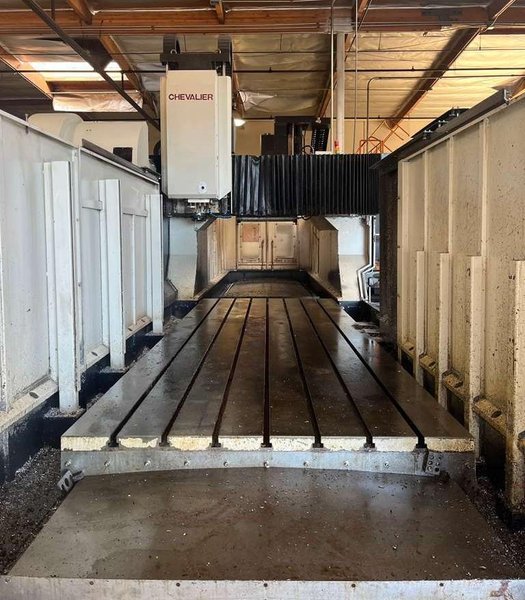 Chevalier FVM-4016DCL CNC Bridge Mill – 50 Taper Mill