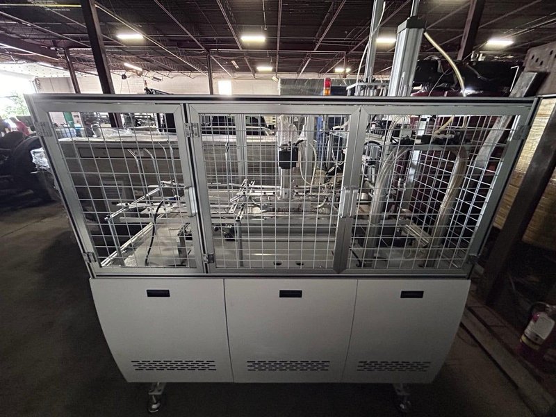 Feisi MM06 Fully Automatic Folded Kraft Carton Box Making Machine, 2022