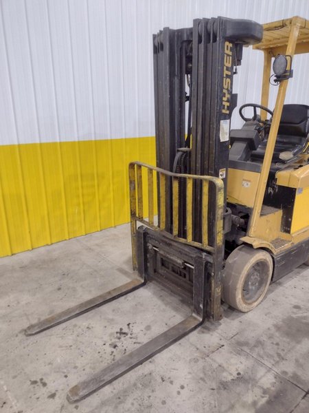 3,000 LB HYSTER MODEL #E45XM-27 ELECTRIC LIFT TRUCK FORKLIFT: STOCK #20642