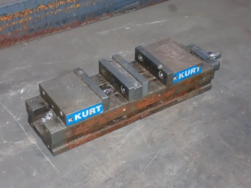 KURT 6" VISE