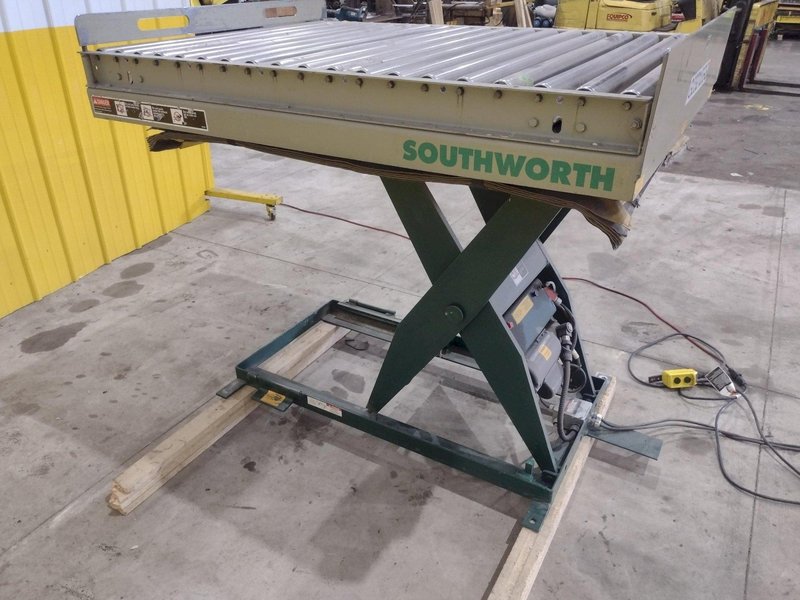 3800 LBS X 60" X 42" SOUTHWORTH MODEL #LS4-36 HYDRAULIC SCISSOR LIFT TABLE WITH ROLLER TOP, 110 VOLT: STOCK #20886