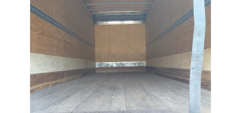 International 4300 SBA Box/Service Truck, 2018