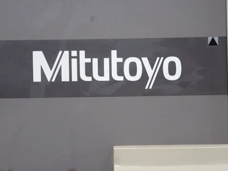 MITUTOYO 40" X 30" CMM  -  FN-905