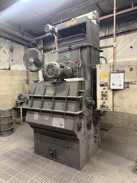 6 CU FT WHEELABRATOR MODEL WTB-6 TUMBLAST BELT TYPE BLAST CLEANING MACHINE: YOBRO #25940