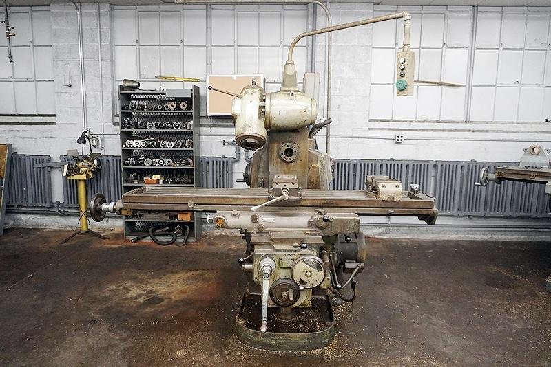 #3 CINCINNATI MODEL #3MI HORIZONTAL UNIVERSAL MILL WITH TOOLMAKERS OVERARM SPINDLE: YOBRO #25929