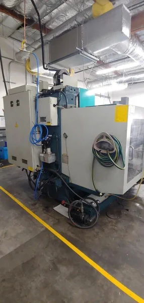 2005 AKIRA SEIKI V4C | Machining Centers, Vertical