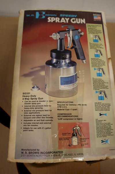 W.R. Brown Inc. SG331 Speedy Pneumatic Heavy Duty 3 Way Spray Gun, ***NEW IN BOX***- Auction Item