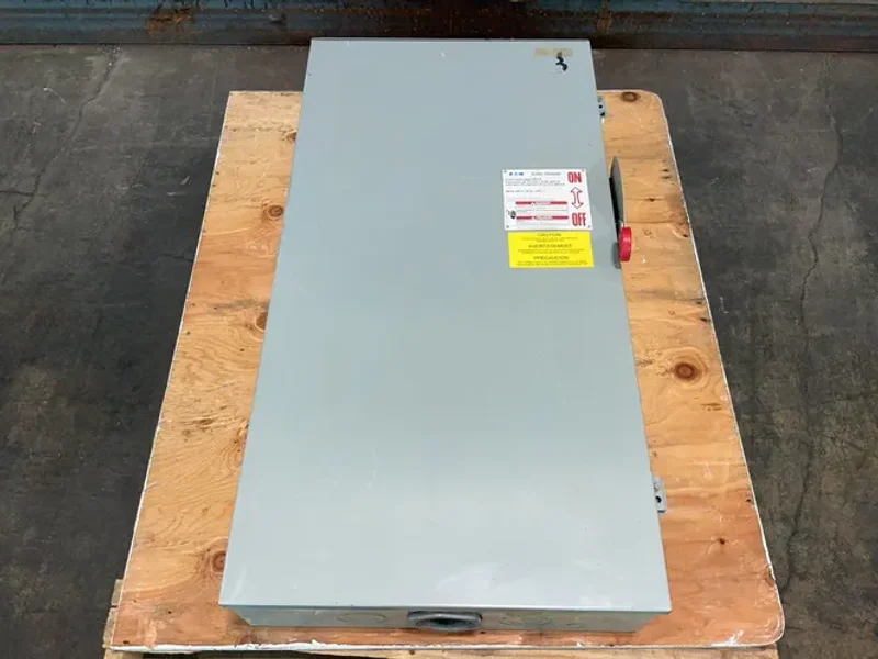 EATON CUTLER-HAMMER 400 AMPS GENERAL DUTY SAFETY SWITCH   -  DG325NRK