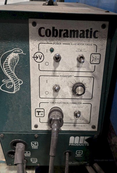 MILLER DELTAWELD 452 WITH WATERMATE 1A COOLING SYSTEM AND  WIRE FEEDER USED