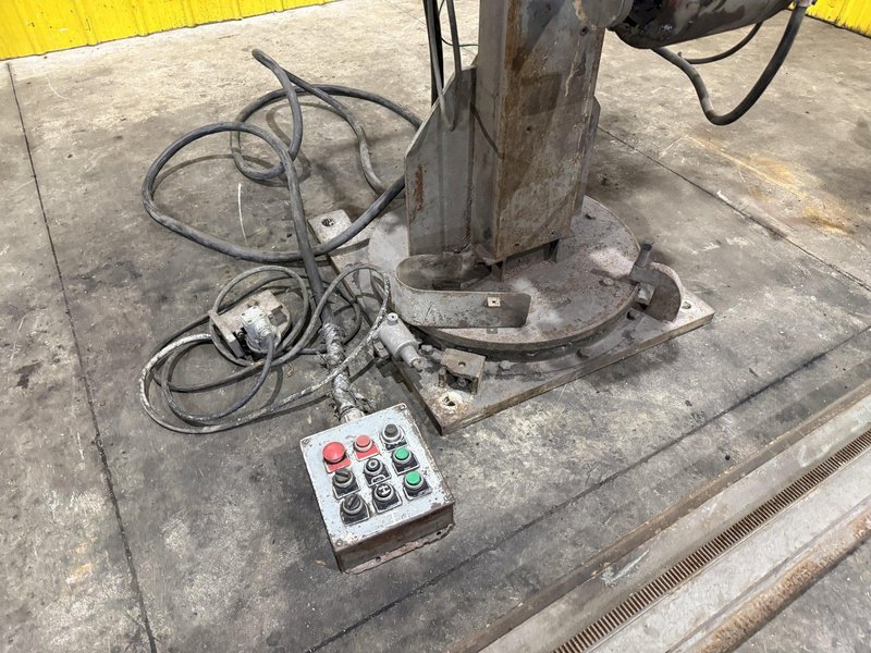 8' ARM X 6' HIGH OHIO POWERED WELDING MANIPULATOR, WITH LINCOLN WELDING ACCESSORIES: YOBRO #24903