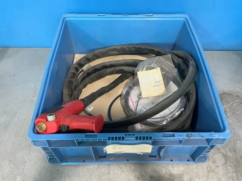 FRONIUS PULLMIG W/F++/6M WELDING GUN  -  4,047,992,000