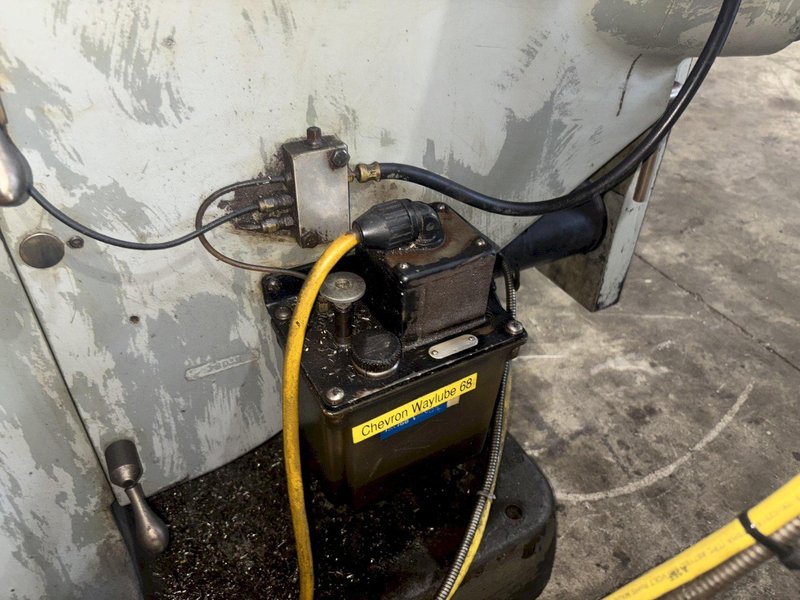 1.5 HP BRIDGEPORT 2 AXIS  CNC VERTICAL RAM TYPE MILL WITH PROTOTRAK PLUS CONTROL: YOBRO #24118