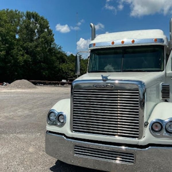 Freightliner Coronado Glider Truck – Detroit Series 60 12.7L, 500HP, 70″ Sleeper, Air Ride, 2017