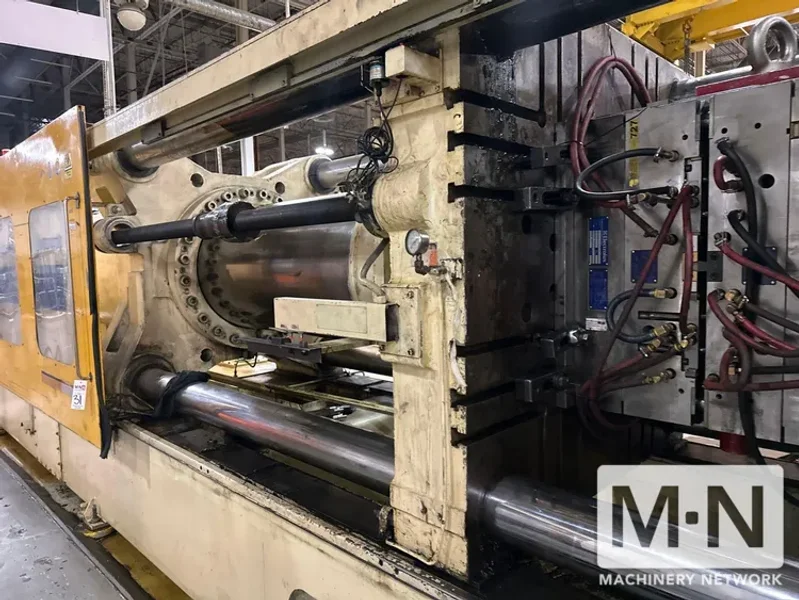 937 Ton 162.26 Oz Goldstar IDE850EN Injection Molding Machine, 1994