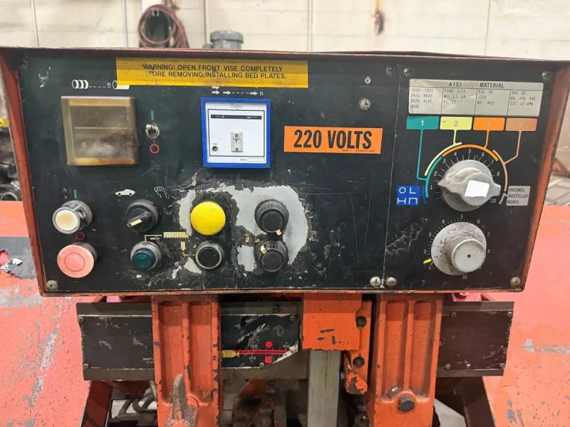 USED AMADA 10" X 11.8" FULLY AUTOMATIC HORIZONTAL BANDSAW MODEL HA-250W