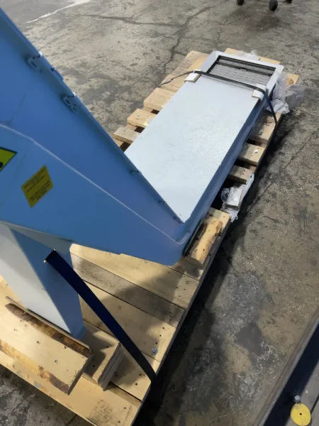 MAYFRAN INTERNATIONAL 18” CHIP CONVEYOR   -  MT10