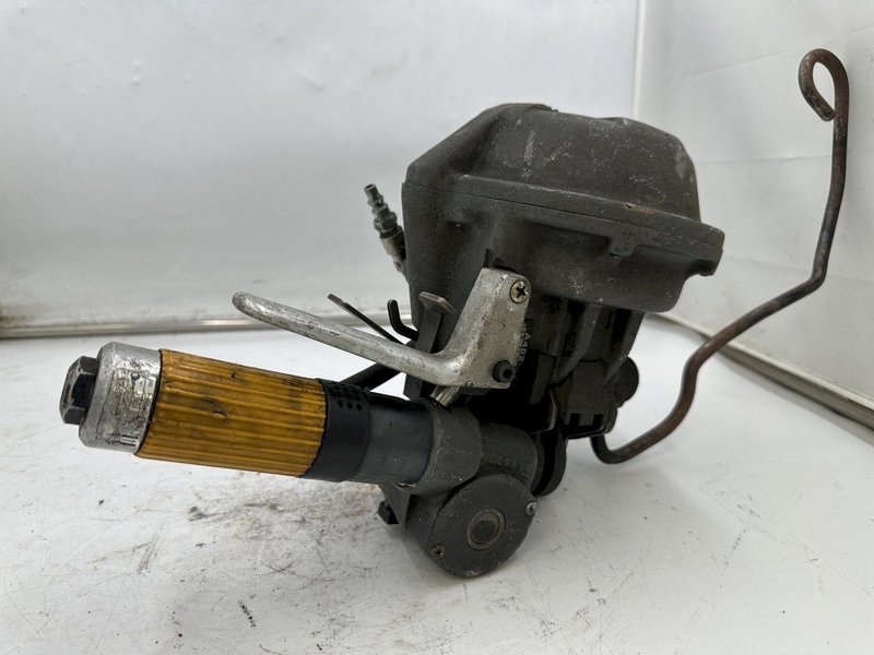 FROMM MODEL #A482 PNEUMATIC STRAPPING TOOL WITH TENSIONER: YOBRO #26174