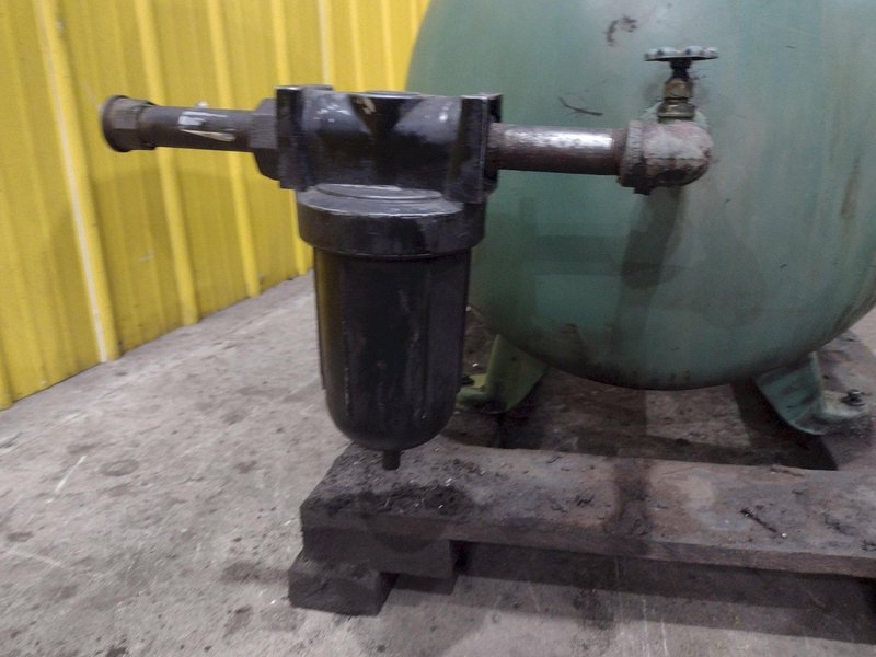 5 HP CHAMPION MODEL #HR5-8 SINGLE STAGE AIR COMPRESSOR: YOBRO #24823