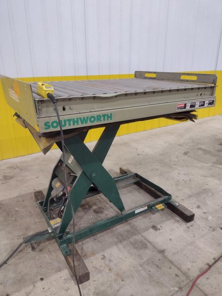 3800 LBS X 60" X 42" SOUTHWORTH MODEL #LS4-36 HYDRAULIC SCISSOR LIFT TABLE WITH ROLLER TOP, 110 VOLT: STOCK #20884
