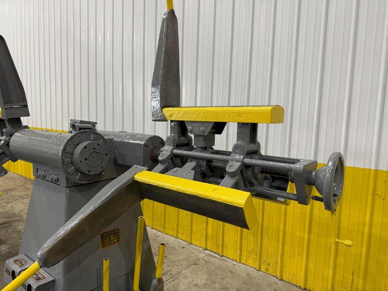 2500 LBS X 12&quot; COOPER WEYMOUTH DOUBLE END PULL-OFF COIL REEL UNCOILER: STOCK #22618