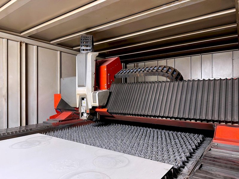 Bystronic Bystar 3015 6KW Fiber