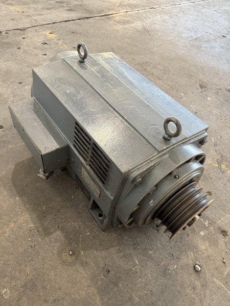 25 HP DUNAMATIC AJUSTO-SPEDE MOTOR. STOCK # 0132425
